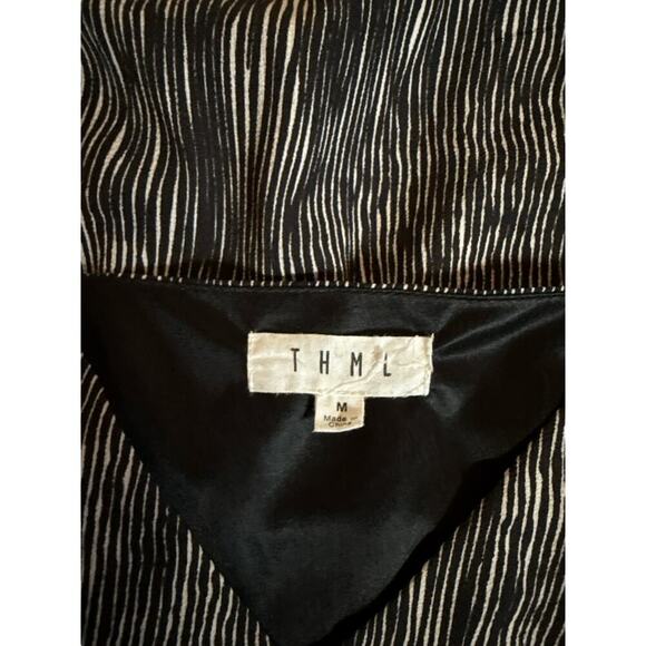 THML Women's Embroidered V-Neck Shift Mini Dress Pullover Size M Black Orange - Picture 8 of 9